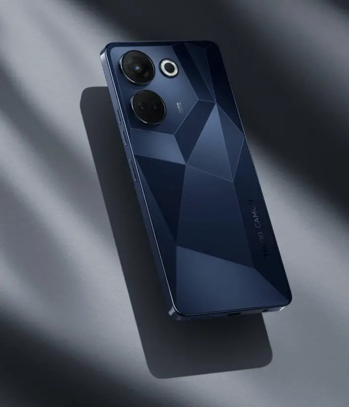 Tecno Camon 20 Pro 4G in black colour.